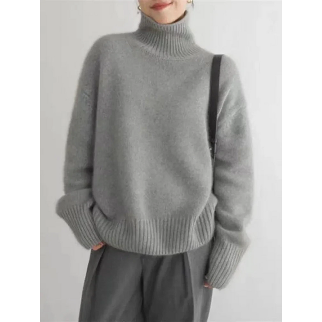 Luna | Merino Wool Turtleneck Sweater